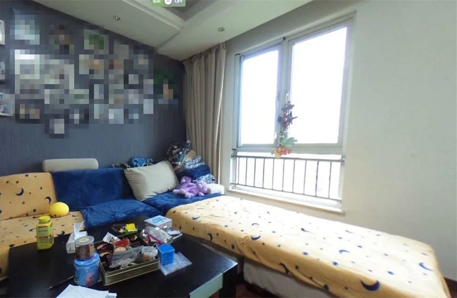 余瑋_金鼎灣花園135㎡輕奢風格--老房升級改造，前后對比大變樣！04客廳·改造前